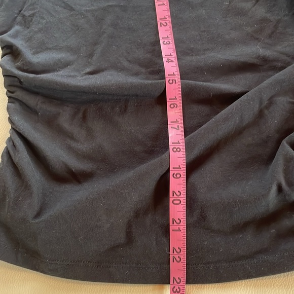 Weekend Los Angles sleevless top. Size L. - Picture 3 of 4